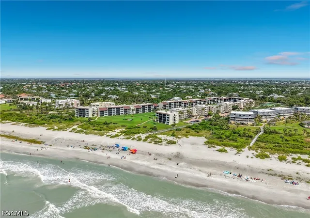 2nd image of 979 E Gulf Dr, Sanibel, FL 33957