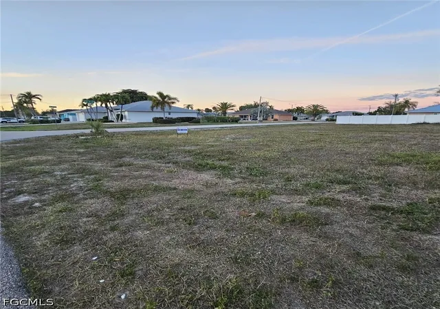 Photo 2 of Land for sale at 3807 Se 10th Place, Cape Coral, FL 33904 | MLS# 2026031582 | Listing updated on 2026-07-24