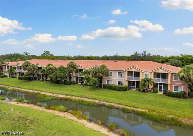 2nd image of 10009 Villagio Gdns Ln, Estero, FL 33928