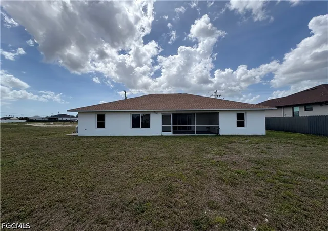 29th image of 1417 Ne 4th Pl, Cape Coral, FL 33909 | MLS# 2026031607