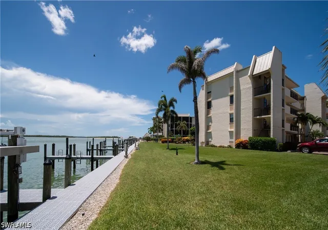 18th image of (Undisclosed), Marco Island, FL 34145 | MLS# 226026284