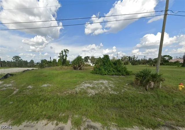 5th image of 217 Sw 10th Ave, Cape Coral, FL 33991 | MLS# 2026031633