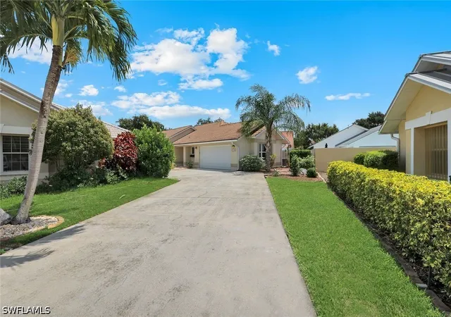 Photo 2 of Single family home for sale at 11054 Linnet Ln, Naples, FL 34119 | MLS# 226027231 | Listing updated on 2026-08-31