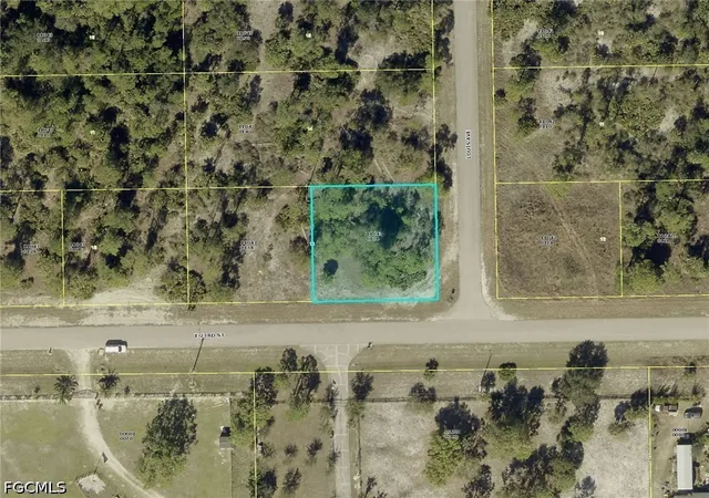 2nd image of 4007 E 23rd St, Alva, FL 33920 | MLS# 2026031682