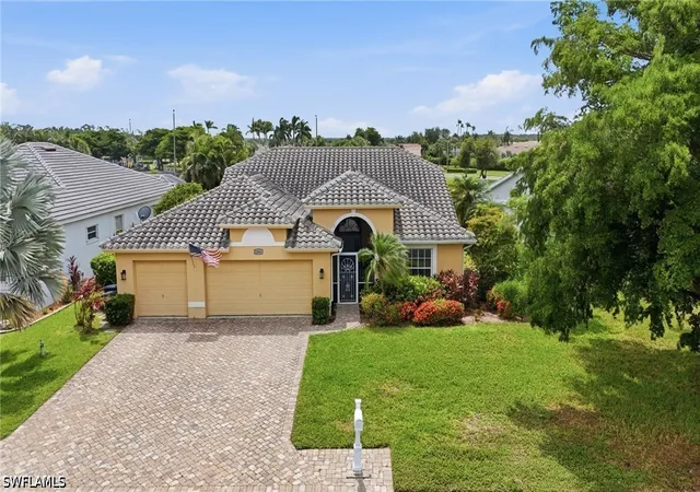 Photo 3 of Single family home for sale at 12846 Dresden Ct, Fort Myers, FL 33912 | MLS# 226027269 | Listing updated on 2026-08-08