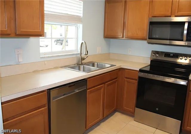 3rd image of 9076 Gervais Cir #403, Naples, FL 34120 | MLS# 226027116