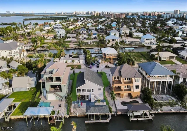 5th image of 261 Egret St, Fort Myers Beach, FL 33931 | MLS# 2026031719