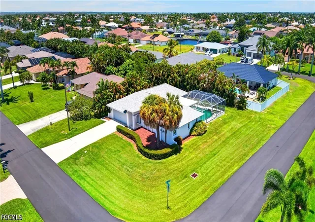 40th image of 2601 Sw 37th Ter, Cape Coral, FL 33914 | MLS# 2026031783