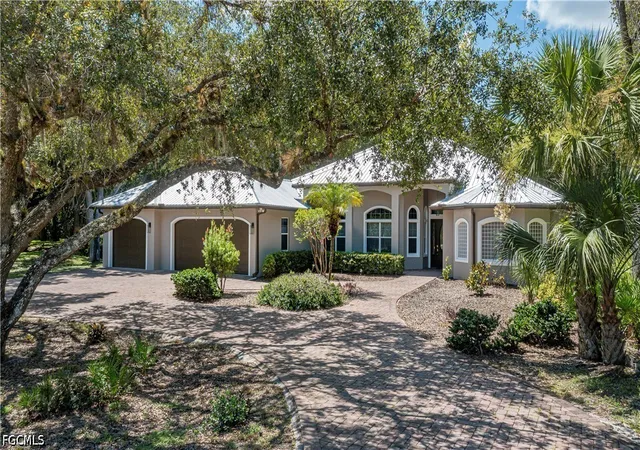 4th image of 4033 Oak Haven Dr, Labelle, FL 33935 | MLS# 2026031827
