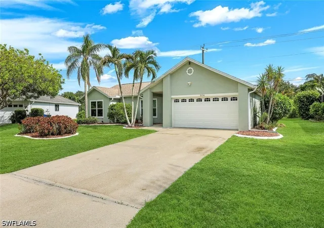 Photo 3 of Sale Pending at 9814 Country Oaks Dr, Fort Myers, FL 33967 | MLS# 226027145 | Listing updated on 2026-08-07