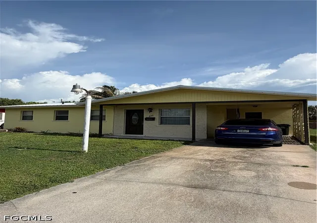 3rd image of 428 W Alverdez Ave, Clewiston, FL 33440 | MLS# 2026031970