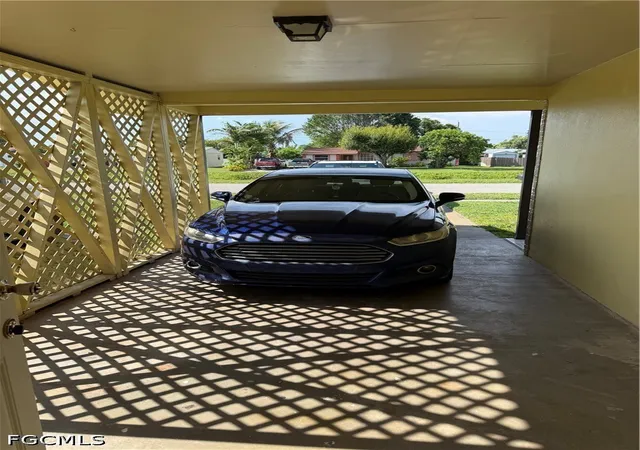 4th image of 428 W Alverdez Ave, Clewiston, FL 33440 | MLS# 2026031970