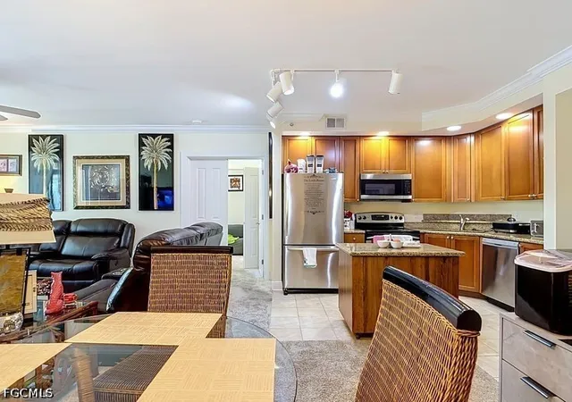 4th image of 2825 Palm Beach Blvd #216, Fort Myers, FL 33916 | MLS# 2026031984