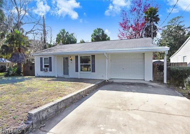 Single family home for sale at 14 Canterbury Rd, Inglis, FL 34449 | MLS# 226027524