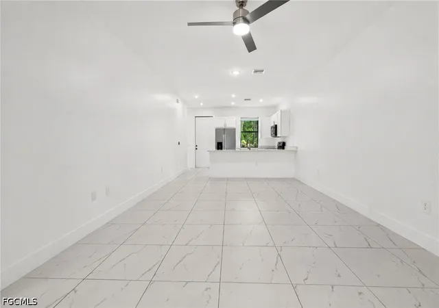 5th image of 909/911 Homestead Rd S, Lehigh Acres, FL 33974 | MLS# 2026031998