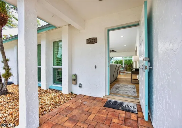 Photo 3 of Single family home for sale at 1477 Albatross Rd, Sanibel, FL 33957 | MLS# 2026032050 | Listing updated on 2026-08-08