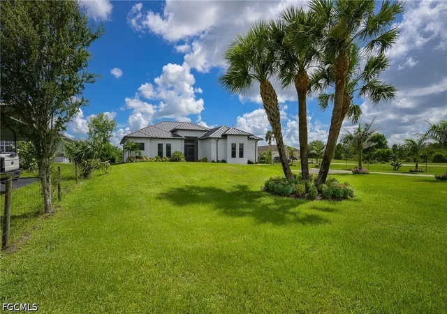 Photo 3 of Single family home for sale at 2806 45th Avenue Ne, Naples, FL 34120 | MLS# 2026032099 | Listing updated on 2026-07-30