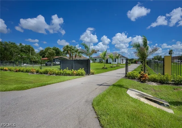 Photo 4 of Single family home for sale at 2806 45th Avenue NE, Naples, FL 34120 | MLS# 2026032099 | Listing updated on 2026-07-30