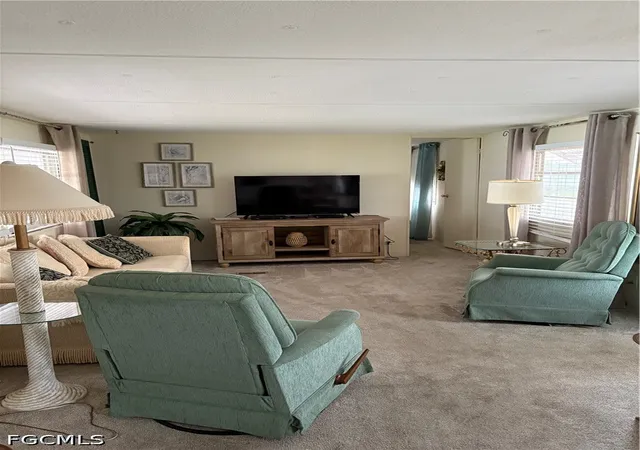 4th image of 3130 Mercury Ln, North Fort Myers, FL 33903 | MLS# 2026032104