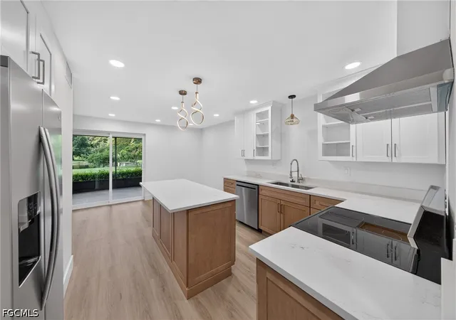 4th image of 1730 Bald Eagle Dr #A, Naples, FL 34105 | MLS# 2026032172