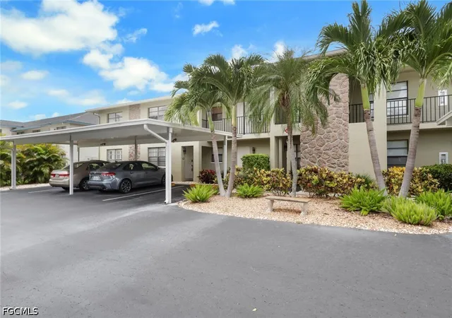 Photo 1 of Sale Pending at 4634 Sw Santa Barbara Pl #101, Cape Coral, FL 33914 | MLS# 2026032188 | Listing updated on 2026-08-10