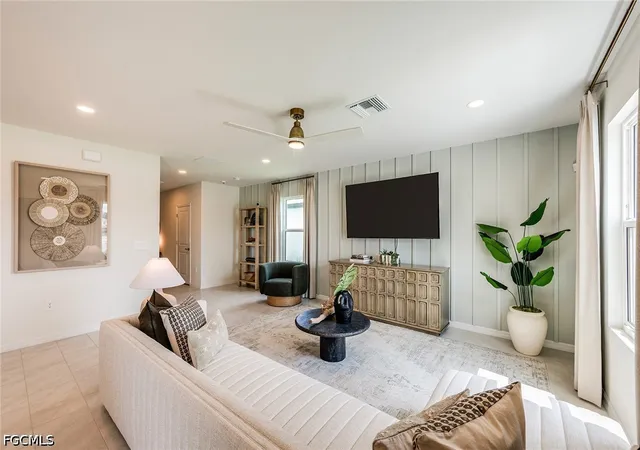 Photo 3 of Single family home for sale at 269 Moonlit Lake Trl, Lehigh Acres, FL 33936 | MLS# 2026032191 | Listing updated on 2026-07-29