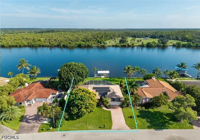 Photo 1 of Single family home for sale at 13314 Island Rd, Fort Myers, FL 33905 | MLS# 2026032195 | Listing updated on 2026-08-11