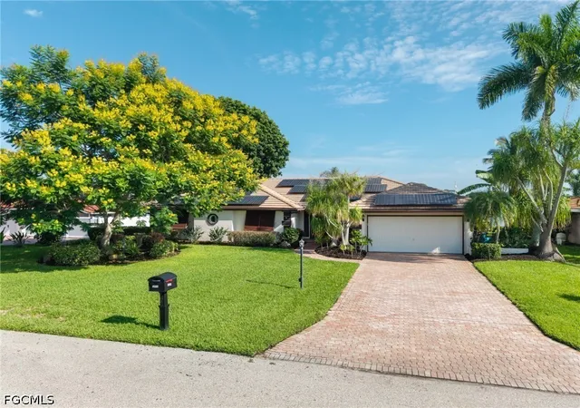 Photo 2 of Single family home for sale at 13314 Island Rd, Fort Myers, FL 33905 | MLS# 2026032195 | Listing updated on 2026-08-11