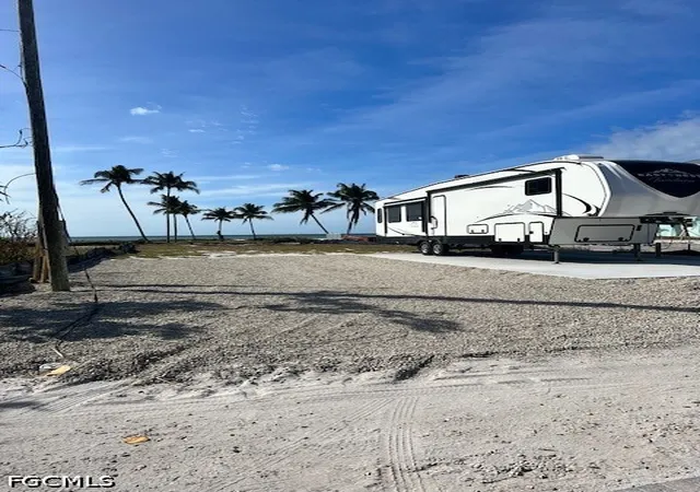 4th image of 53 Pompano St, Fort Myers Beach, FL 33931 | MLS# 2026032210