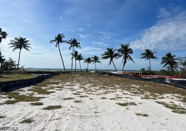 5th image of 53 Pompano St, Fort Myers Beach, FL 33931 | MLS# 2026032210