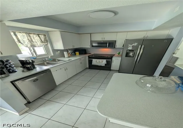 4th image of 5019 Chiquita Blvd S, Cape Coral, FL 33914 | MLS# 2026032253