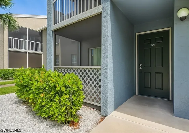 3rd image of 194 Santa Clara Dr, Naples, FL 34104