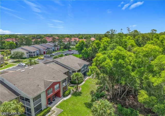 41st image of 194 Santa Clara Dr #12, Naples, FL 34104 | MLS# 226027703