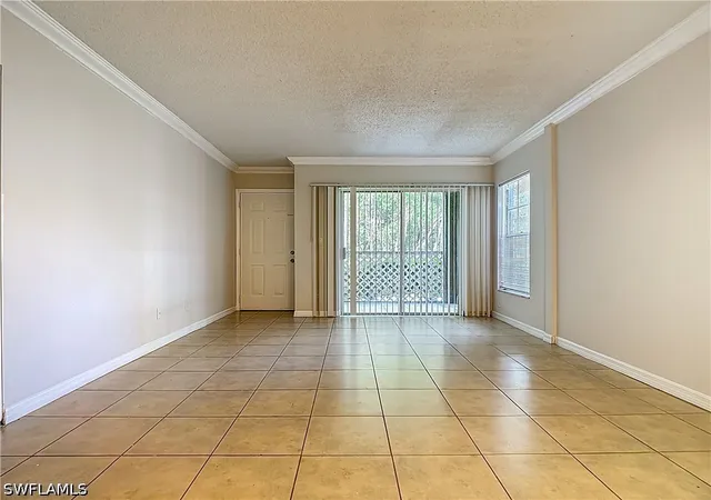 5th image of 194 Santa Clara Dr, Naples, FL 34104