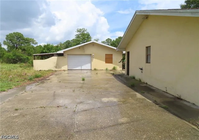 Photo 1 of Single family home for sale at 5255 Pioneer 23rd St, Clewiston, FL 33440 | MLS# 2026032290 | Listing updated on 2026-07-31