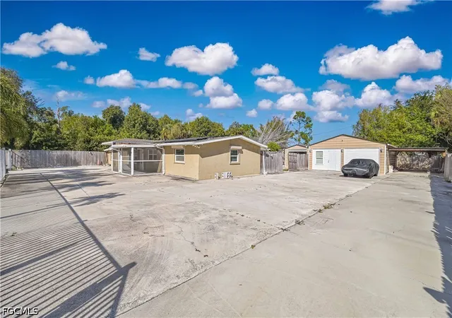 Photo 1 of Single family home for sale at 101 Lucille Ave, Fort Myers, FL 33916 | MLS# 2026032323 | Listing updated on 2026-08-09