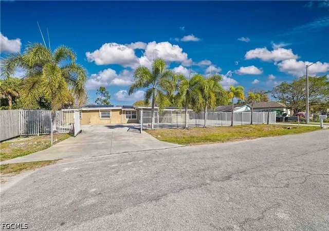 Photo 2 of Single family home for sale at 101 Lucille Ave, Fort Myers, FL 33916 | MLS# 2026032323 | Listing updated on 2026-08-09