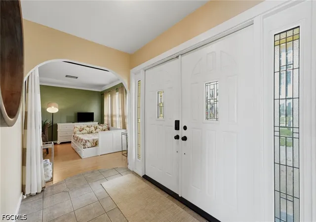 4th image of 902 El Dorado Pkwy E, Cape Coral, FL 33904 | MLS# 2026032410