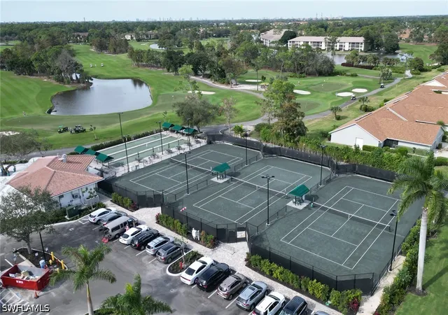 2nd image of 5250 Fox Holw Dr, Naples, FL 34104