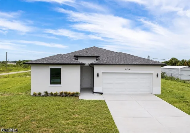 1st image of 1042 Monday St, Labelle, FL 33935 | MLS# 2026032442