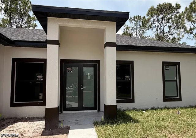 1st image of 5233 Ne 44 St, Naples, FL 34120 | MLS# 226027883