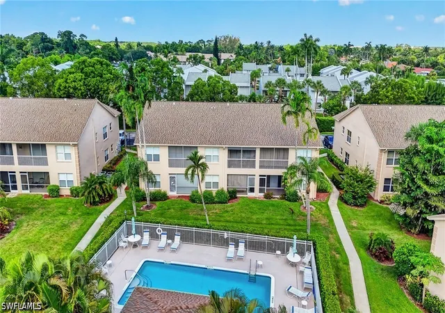 27th image of 328 Bradstrom Cir #E101, Naples, FL 34113 | MLS# 226027086