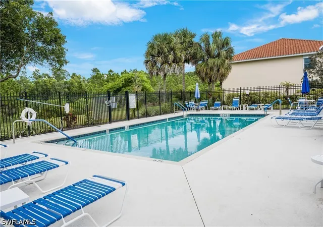 2nd image of 431 Valerie Wy, Naples, FL 34104