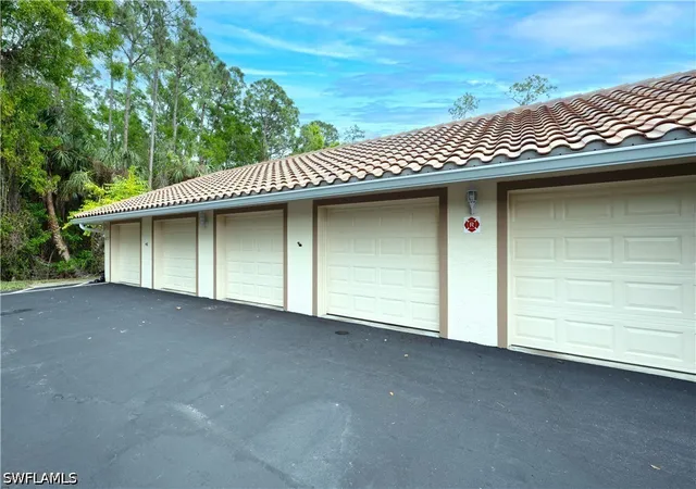 26th image of 431 Valerie Wy #103, Naples, FL 34104 | MLS# 226027799