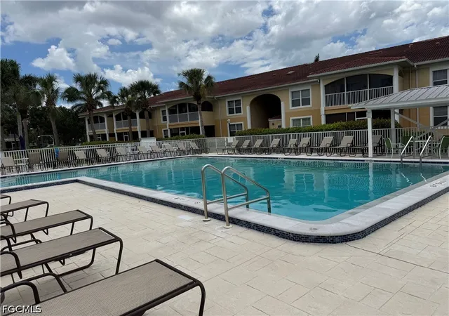 Photo 2 of Condo for sale at 12481 Mcgregor Blvd #1, Fort Myers, FL 33919 | MLS# 2026032535 | Listing updated on 2026-09-24