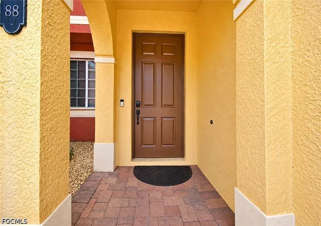 Photo 2 of Townhouse for sale at 10191 Tin Maple Dr #88, Estero, FL 33928 | MLS# 2026032562 | Listing updated on 2026-08-10