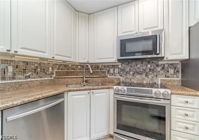 4th image of 2825 Palm Beach Blvd #614, Fort Myers, FL 33916 | MLS# 2026032580