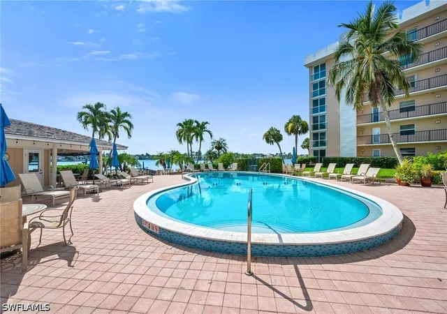 13th image of 3500 Gulf Shore Blvd N #104, Naples, FL 34103 | MLS# 226027964