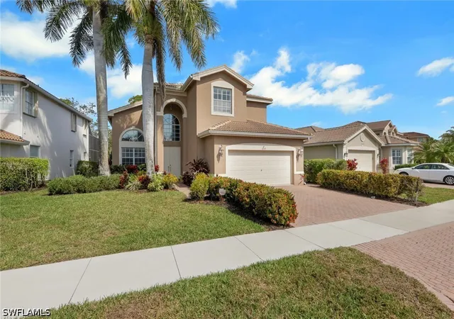 Photo 3 of Single family home for sale at 2137 Isla De Palma Cir, Naples, FL 34119 | MLS# 226027994 | Listing updated on 2026-08-12