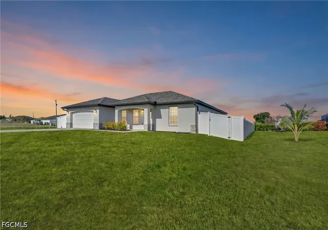Photo 2 of Single family home for sale at 618 Ne 2nd Place, Cape Coral, FL 33909 | MLS# 2026032651 | Listing updated on 2026-08-01